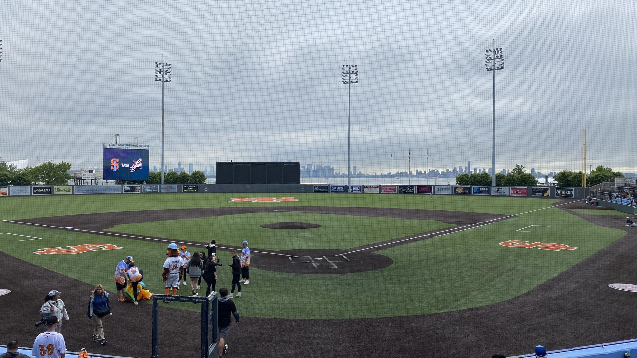 An image of the New York City skyline as seen from SIUH Community Ballpark